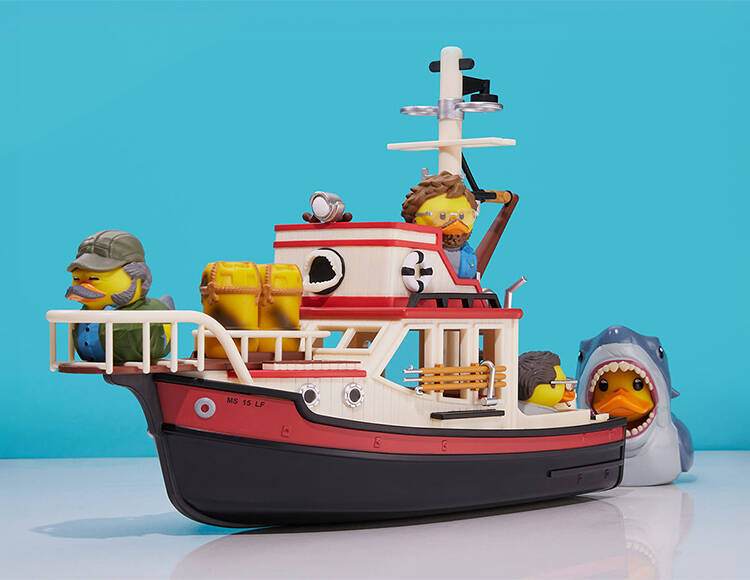 Фигурка Tubbz Челюсти Лодка Орка с командой и акулой 14999₽